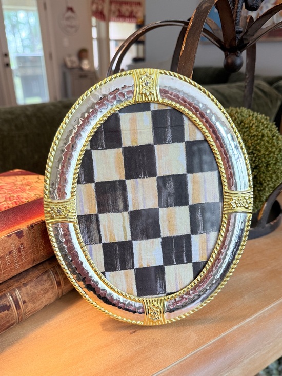 Vintage Other - Vintage Solid Brass Oval Picture Frame in Gold and Silver 5X7